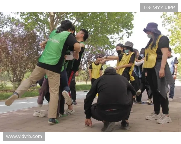 艾顿：防守逐步提升团队凝聚力强未出现崩盘迹象