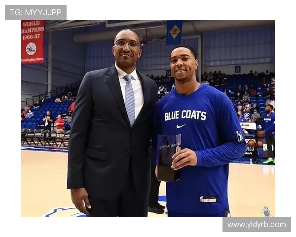 多支球队高层看好夏普前景开拓者或将斥资四年一亿提前续约核心新星